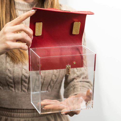 Scatola per bomboniere in plexiglass a forma di borsetta con manico